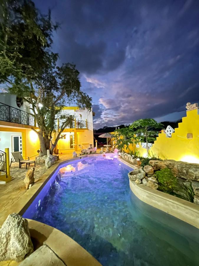 Buenosdias Izamal Bed & Breakfast Екстериор снимка