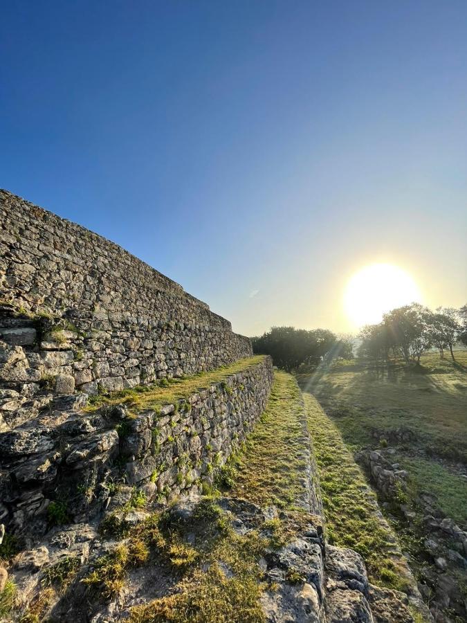 Buenosdias Izamal Bed & Breakfast Екстериор снимка