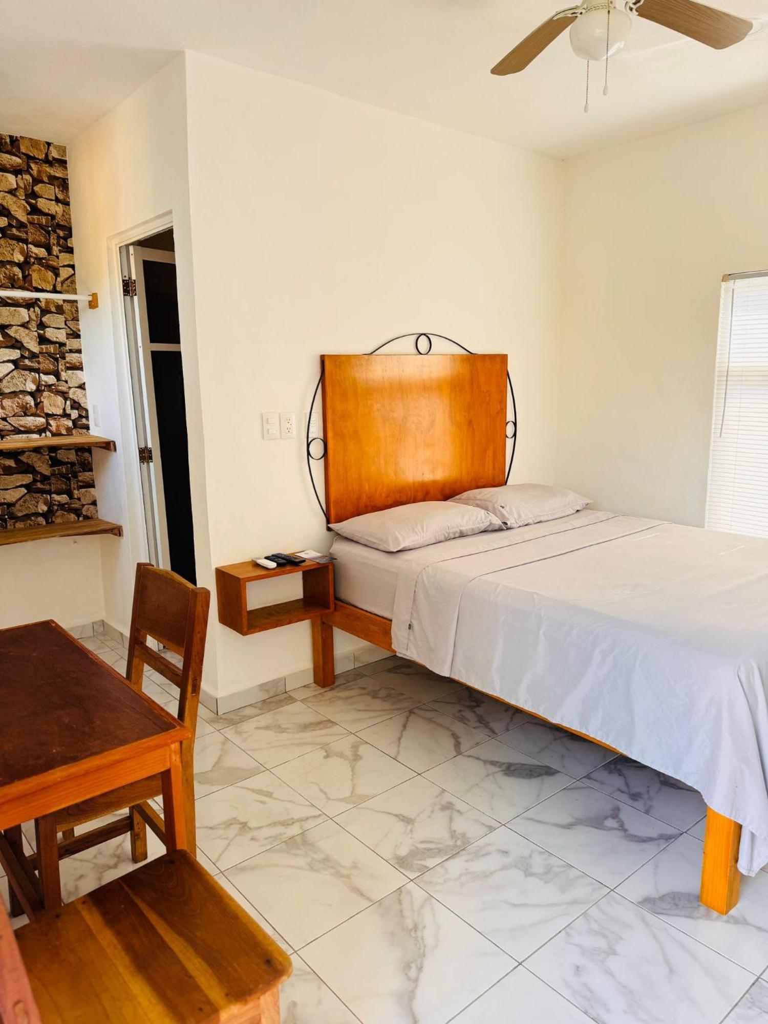 Buenosdias Izamal Bed & Breakfast Екстериор снимка