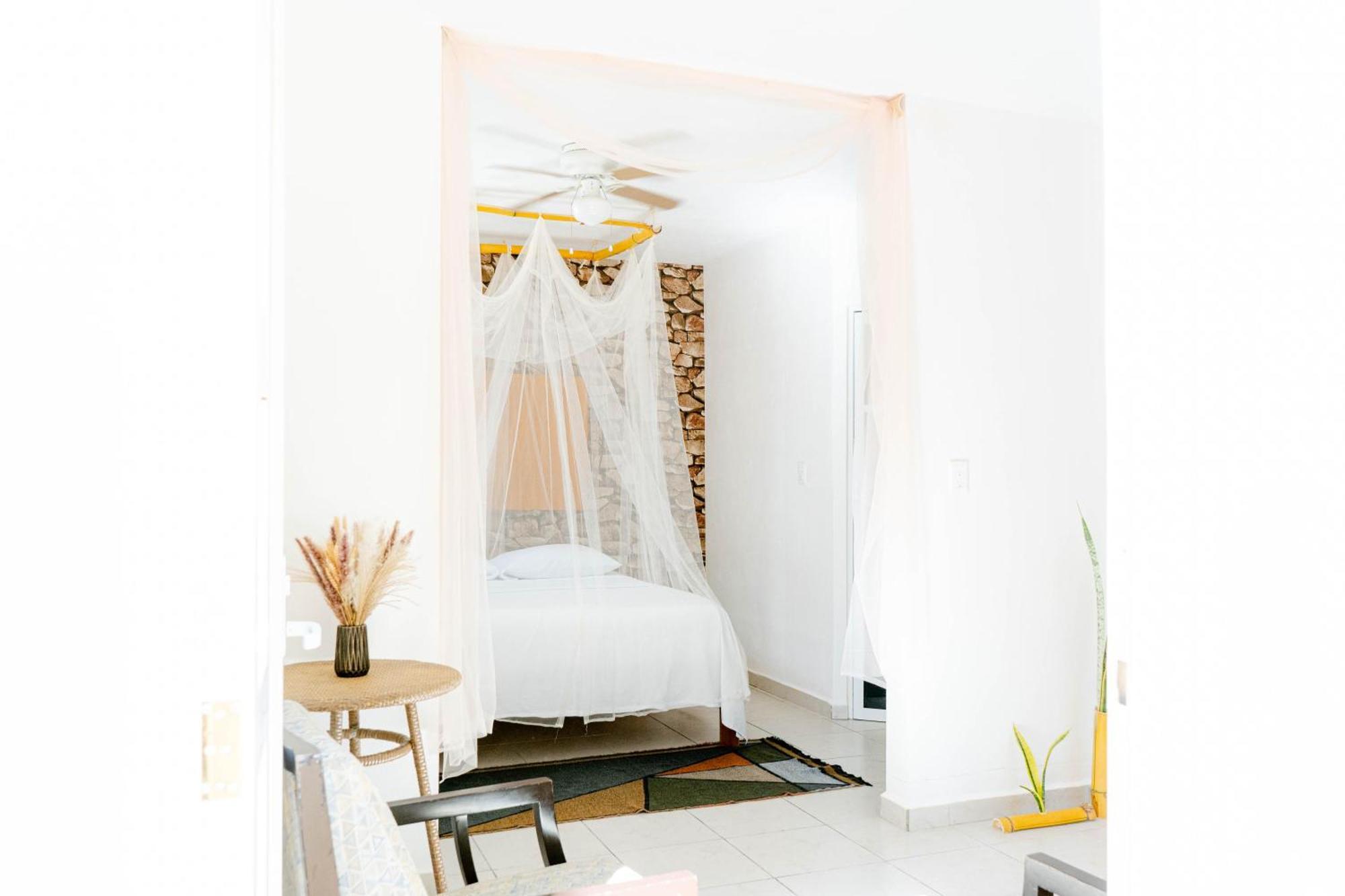 Buenosdias Izamal Bed & Breakfast Екстериор снимка