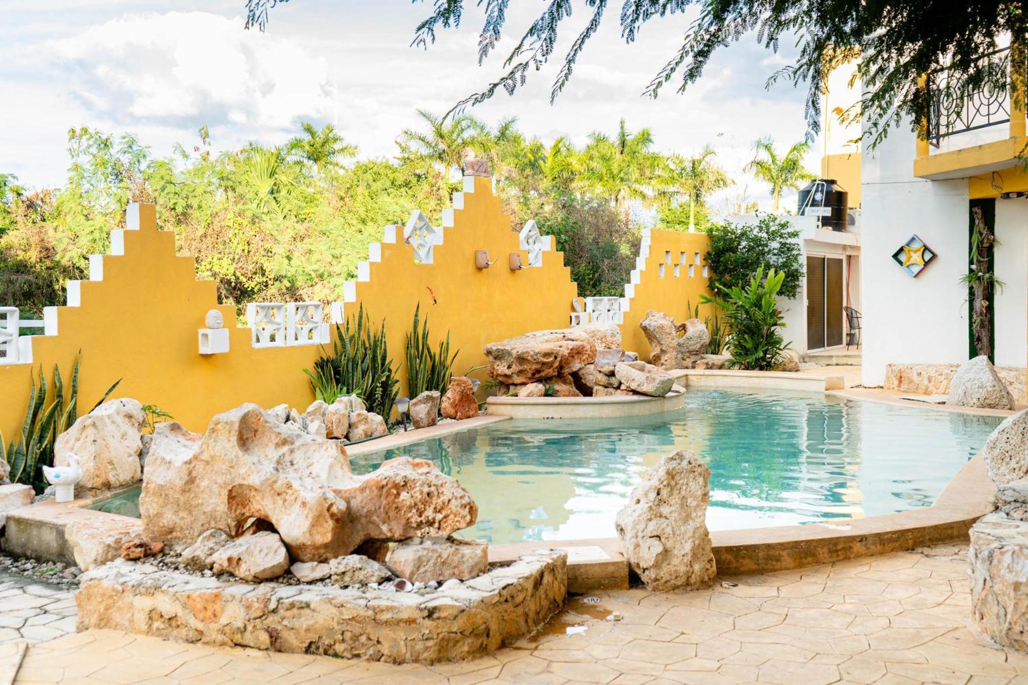 Buenosdias Izamal Bed & Breakfast Екстериор снимка